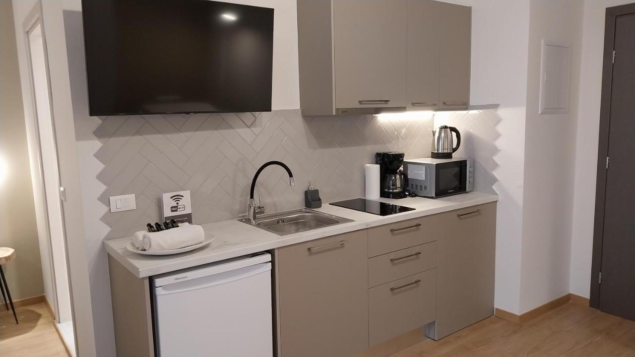 הרקליון Uni Island - City Heart Suites מראה חיצוני תמונה