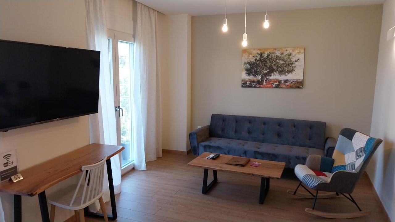 הרקליון Uni Island - City Heart Suites מראה חיצוני תמונה