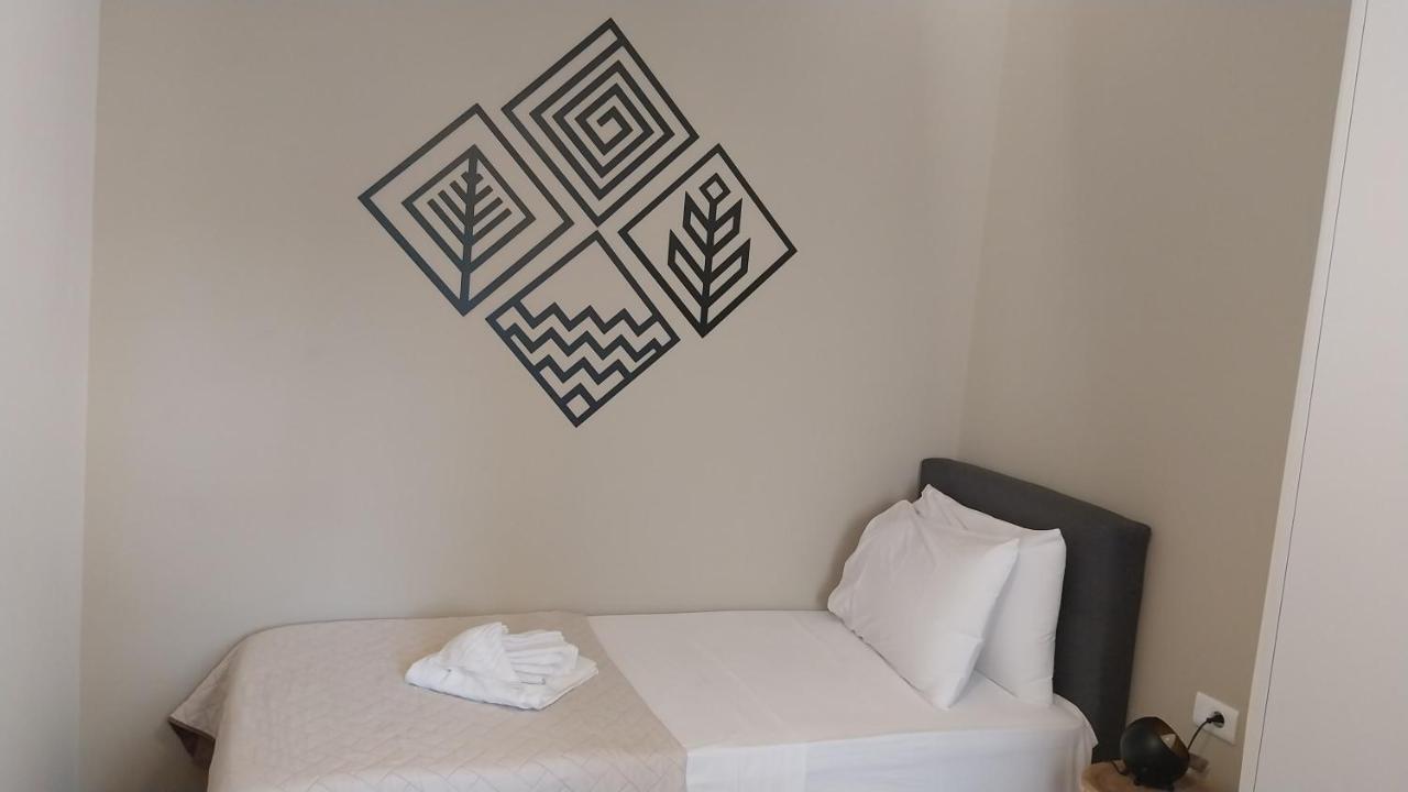 הרקליון Uni Island - City Heart Suites מראה חיצוני תמונה