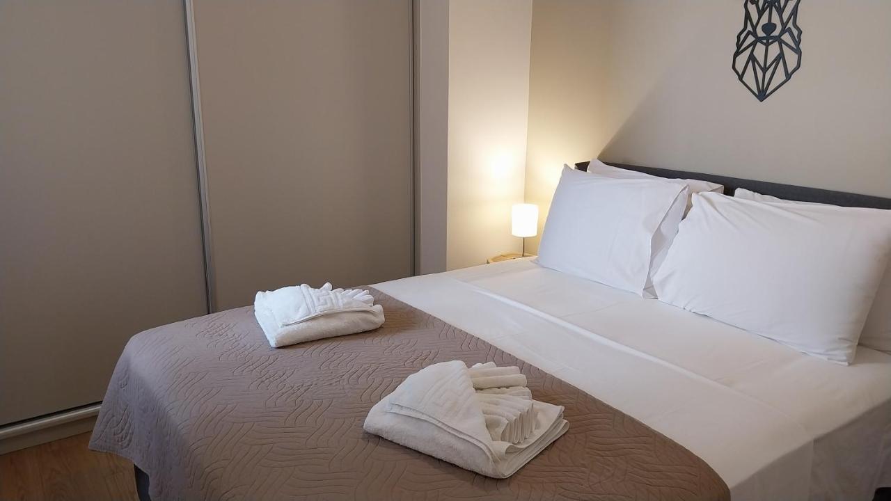 הרקליון Uni Island - City Heart Suites מראה חיצוני תמונה